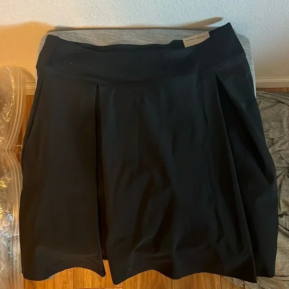 Nike skirt - Picture 2 of 4
